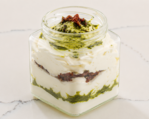 Dip de tomate y pesto