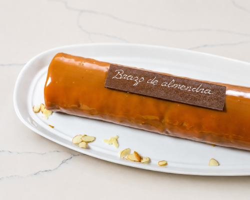 Brazo de almendra